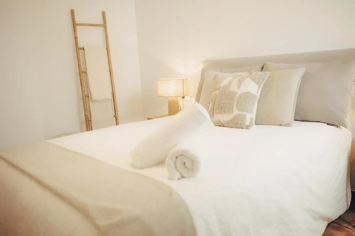 Azure Beachside Apartment - 50M From The Beach كونيل ذي لا فرونتيرا