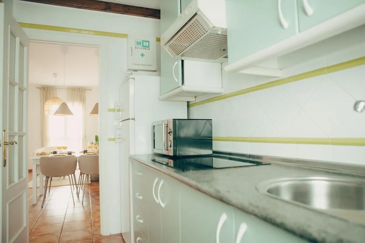 Azure Beachside Apartment - 50M From The Beach Conil De La Frontera